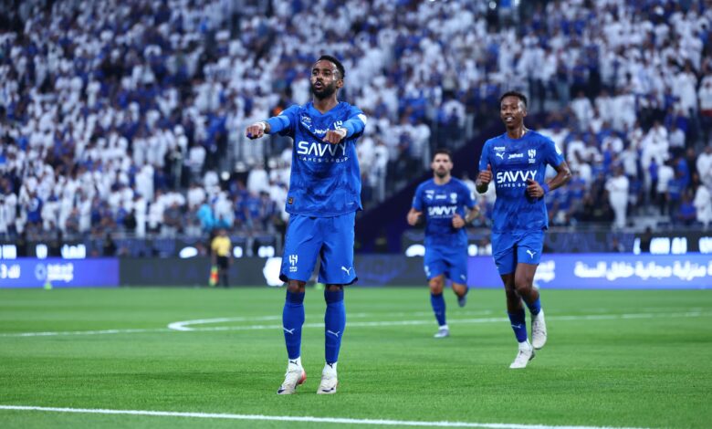 الهلال يعلن ضم مراد هوساوي ويطمئن على الحربي