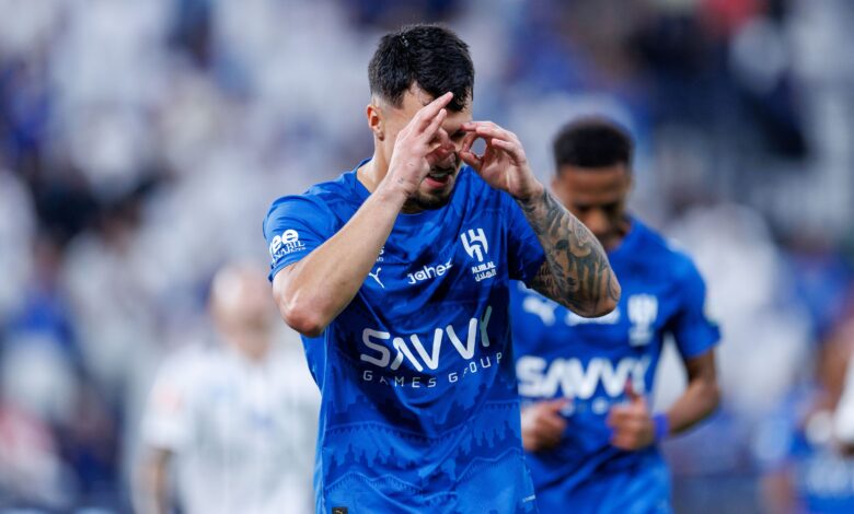 الهلال يضحي بليوناردو لضم مهاجم نابولي