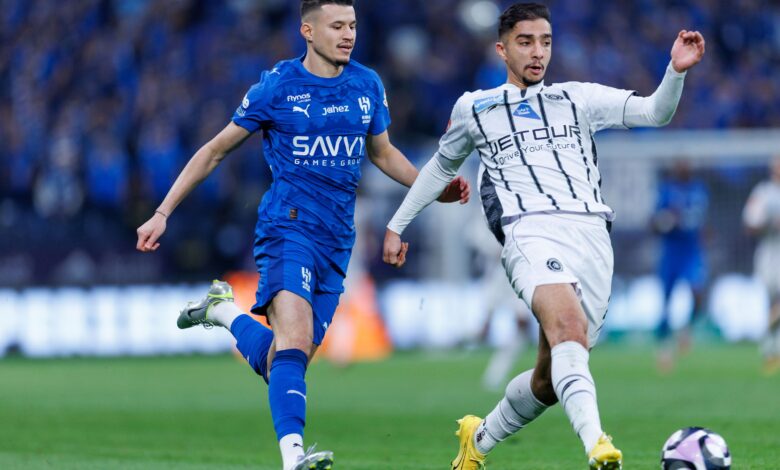 تدخلات الأب: مستقبل الحمدان بين الهلال والنصر