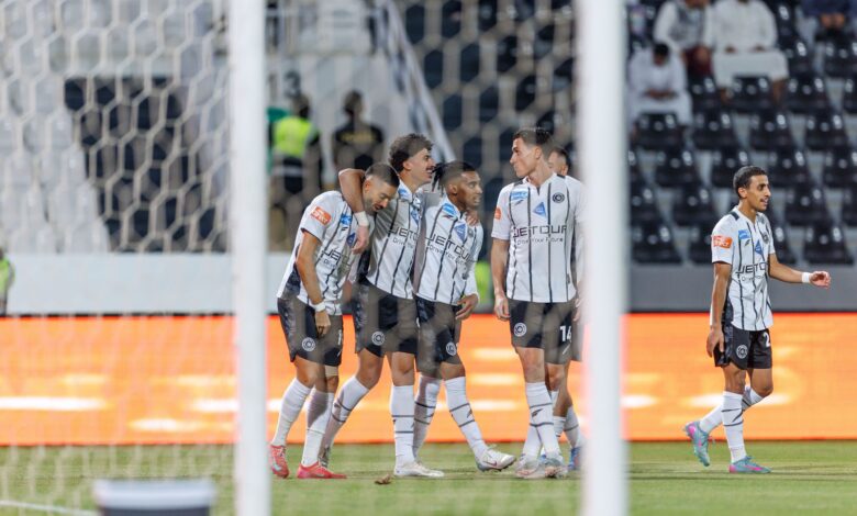 الشباب يفرض سيطرته على جوائز دوري روشن