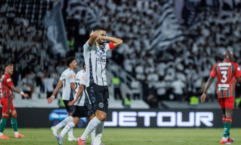 كاراسكو في مرمى الانتقادات: جدل بعد مباراة الشباب- Getty