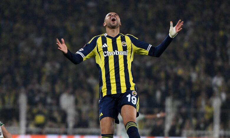 النصيري في البريميرليج؟ إيفرتون يضع نجم النصر على رأس أولوياته