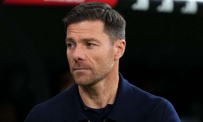 سيزار بالاسيوس يطرق باب ريال مدريد و«ألونسو» متردد