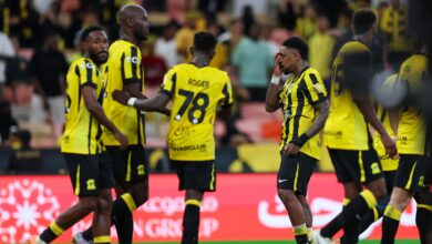 ركلة جزاء الاتحاد أمام الفتح: خبير تحكيمي يحسم الجدل