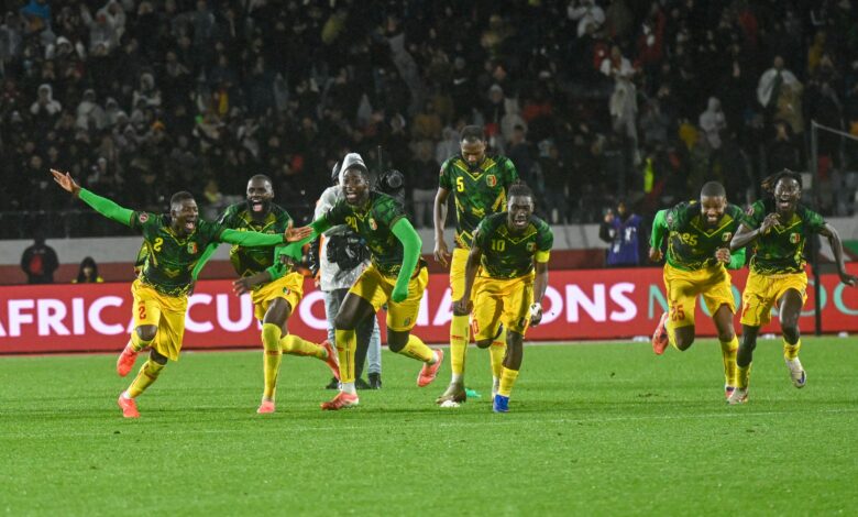 مالي تقصي تونس بركلات الترجيح ودومبيا يغيب عن الاتحاد