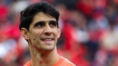 بونو يتوج بجائزة Joy Awards قبل نهائي إفريقيا- Getty