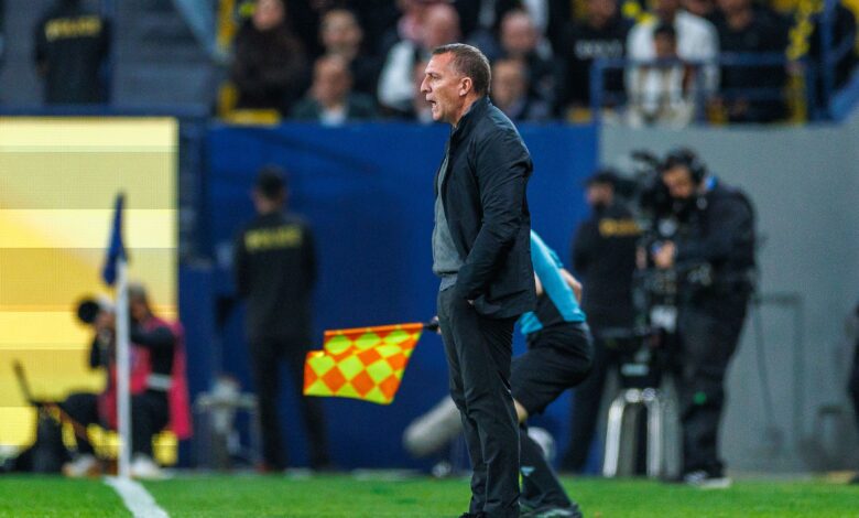 رودجرز: الحكم كان سيئًا.. أخطاء تحكيمية غير مسبوقة في مسيرتي