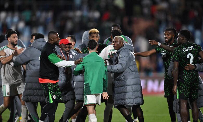 عقوبات الجزائر من الكاف: قلق يثير الجدل قبل المونديال