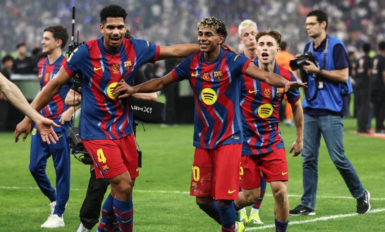 روح رياضية في الكلاسيكو: نجوم ريال مدريد يدعمون أراوخو