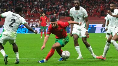 حكيمي يعتلي قمة التاريخ.. والركراكي يلامس أرقام الأساطير