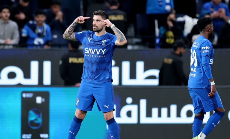 الهلال يُبحر بسحر نيفيز.. ونيوم في مرمى الموج الأزرق- Getty