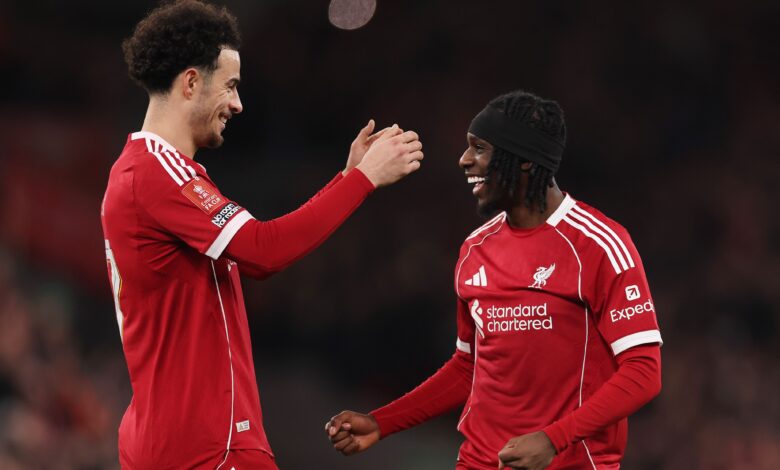 ليفربول ضد بيرنلي: موعد، قنوات الناقلة، وتشكيلات متوقعة