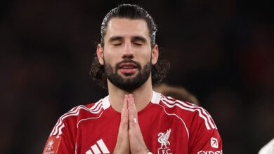 خطأ سوبوسلاي: جدل حول الاحترام وغضب سلوت بعد هدف بارنسلي