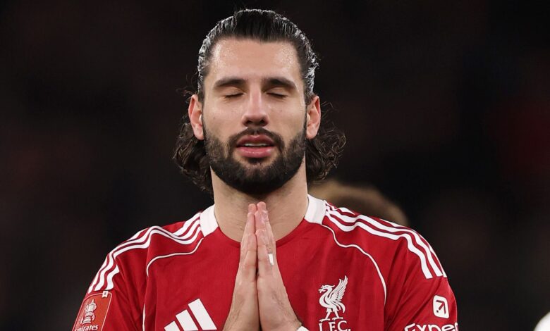 خطأ سوبوسلاي: جدل حول الاحترام وغضب سلوت بعد هدف بارنسلي