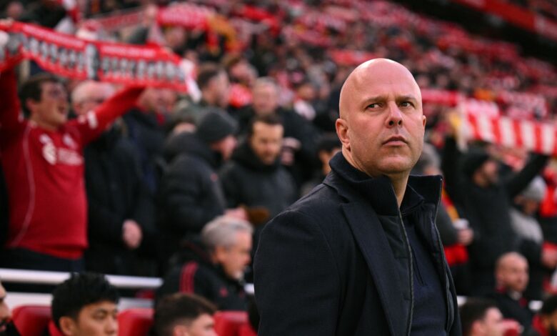 ألونسو يثير الجدل: هل يرحل سلوت عن ليفربول؟- Getty