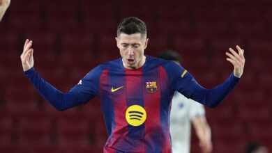 ليفاندوفسكي وبرشلونة: زوجته تلمح للرحيل.. هل هي النهاية؟