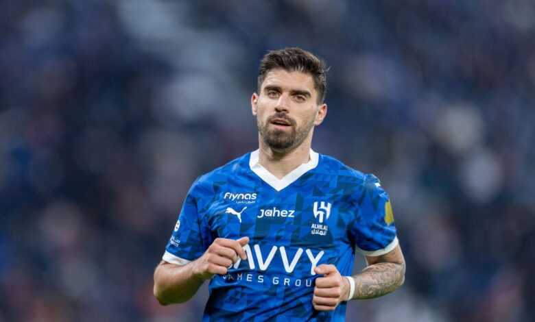 روبن نيفيز يقترب من تجديد عقده مع الهلال لـ 3 سنوات