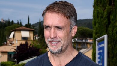 باتيستوتا مهاجم فيورنتينا السابق يهاجم النادي: "لم أتلق اتصالًا"