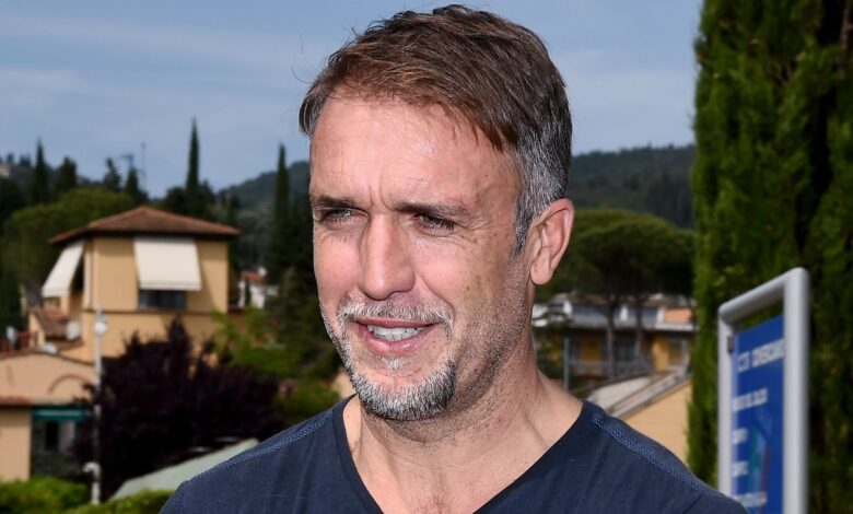 باتيستوتا مهاجم فيورنتينا السابق يهاجم النادي: "لم أتلق اتصالًا"