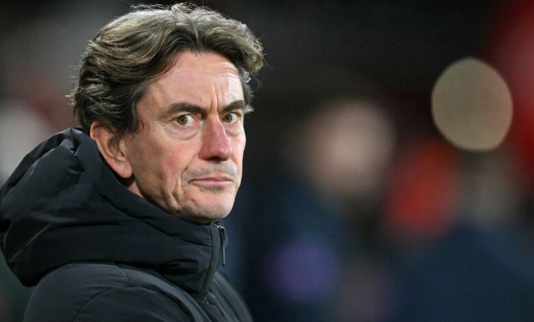 هيتينغا مرشح لخلافة فرانك مؤقتاً في توتنهام: هل يعود مدرب ليفربول السابق؟