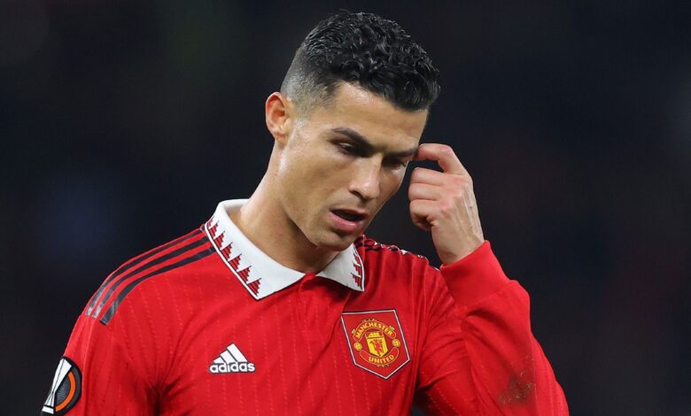 رونالدو والنصر: هل الانتقال لمانشستر يونايتد خيار في ظل توتر الدوري السعودي؟
