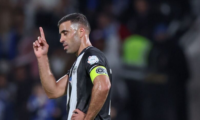 هدَف حمد الله: نجم مانشستر سيتي يبرئ مهاجم الشباب ويؤكد صحة الهدف - Getty Images Sport