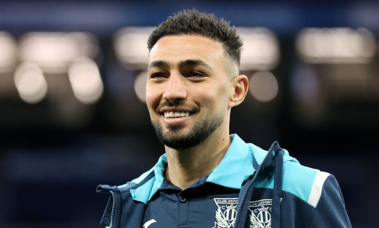 الحدادي عالق في إيران.. أزمة اللاعبين الأجانب وسط تصاعد التوترات