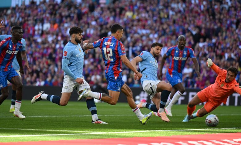 أورتيجا يغادر مانشستر سيتي إلى نوتنجهام فورست