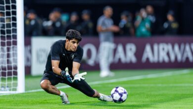 ياسين بونو لمسة يد وخديعة في الكلاسيكو.. تنديد نصراوي وإثارة للجدل!