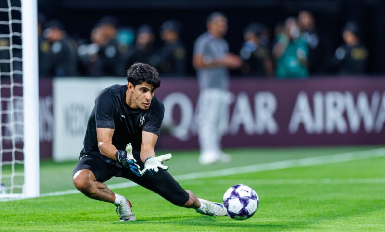 أخبار الهلال اليوم: إصابة بونو، شكوى الحمدان، وشرط ليوناردو للرحيل