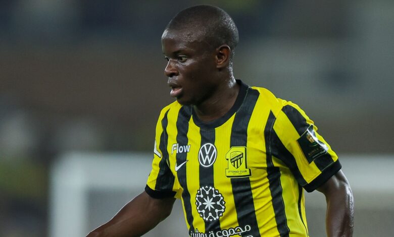 الاتحاد ينهي أزمة نجولو كانتي ويضم النصيري من فنربخشه رسميًا