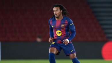 كوندي في باريس: تكهنات حول رحيله عن برشلونة أم زيارة عابرة؟ - Getty Images Sport