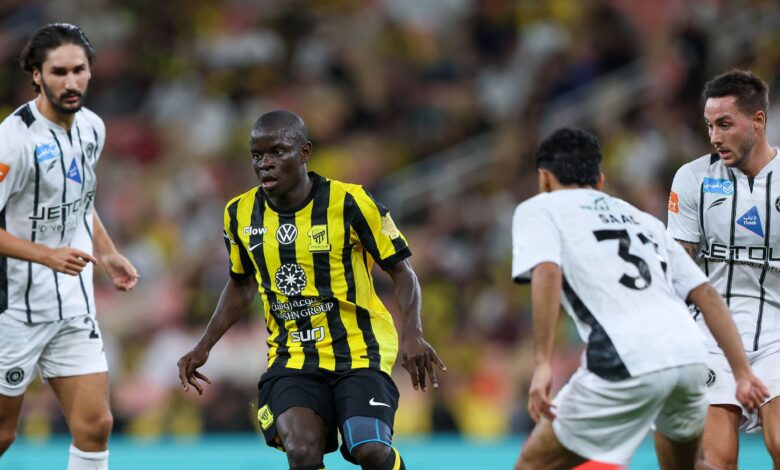 اتحاد جدة يكشف سر غياب كانتي المفاجئ عن مواجهة النجمة