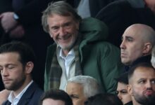 مانشستر يونايتد: ملياردير أمريكي يزيد استثماراته، لكن الاستحواذ الكامل غير مرجح