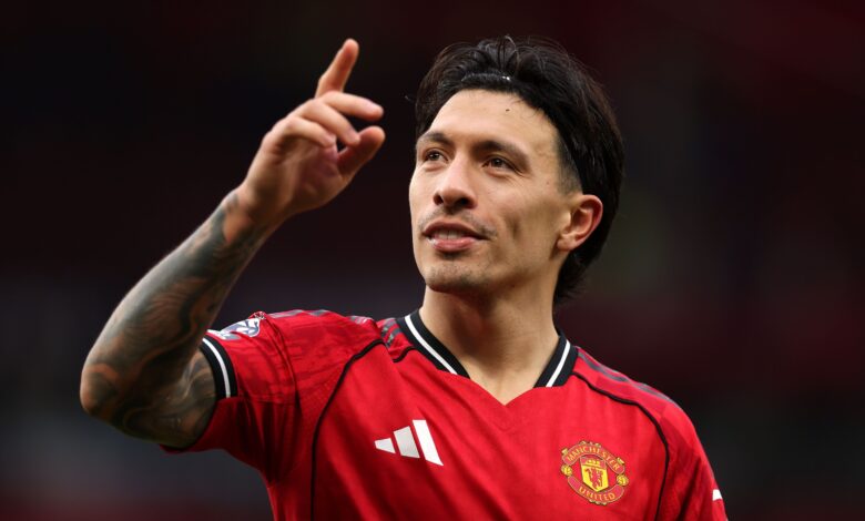 إصابة ليساندرو مارتينيز: كاريك يكشف آخر المستجدات قبل مواجهة كريستال بالاس - Getty Images Sport