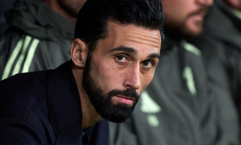 مانشستر يونايتد يراقب نجم ليفربول: صفقات كبرى محتملة