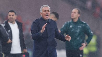 مورينيو: لفتة كورتوا تستحق جائزة.. والريال ليس مجرد تاريخ