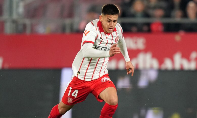 إيشيفيري يعترف: "نعم، دست عليه" - هدف جيرونا المثير للجدل ضد برشلونة