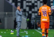 مدرب الفيحاء: رونالدو منحنا الثقة.. والنصر سجل من خطأ تحكيمي