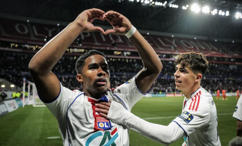 أخبار الانتقالات: إندريك لا يستمر في ليون وكاسيميرو يفضل أمريكا