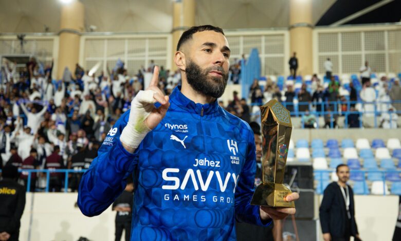 الدعيع يكشف سر عدم توديع بنزيما: غرفة الملابس أم المركز الإعلامي؟