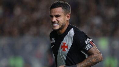 فيليب كوتينيو يطلب إنهاء عقده مع فاسكو وسط هتافات الجماهير