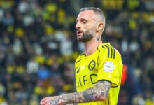 هل استحق بروزوفيتش الطرد؟ جدل تحكيمي في مباراة النصر والفيحاء