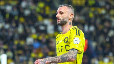 هل استحق بروزوفيتش الطرد؟ جدل تحكيمي في مباراة النصر والفيحاء