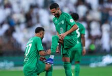 الأهلي ينتقم من الشباب بخماسية: رياض محرز غير راضٍ رغم الفوز