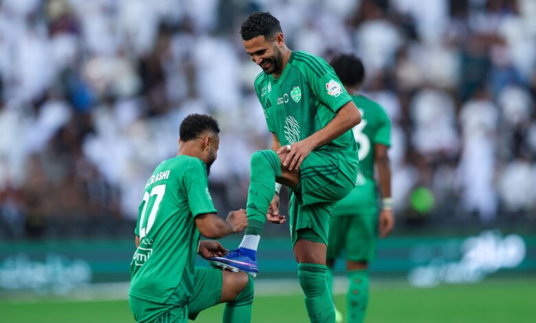 الأهلي ينتقم من الشباب بخماسية: رياض محرز غير راضٍ رغم الفوز