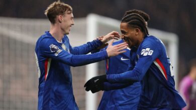 تشيلسي يتعادل مع ليدز: بالمر يتألق وسط كارثة دفاعية