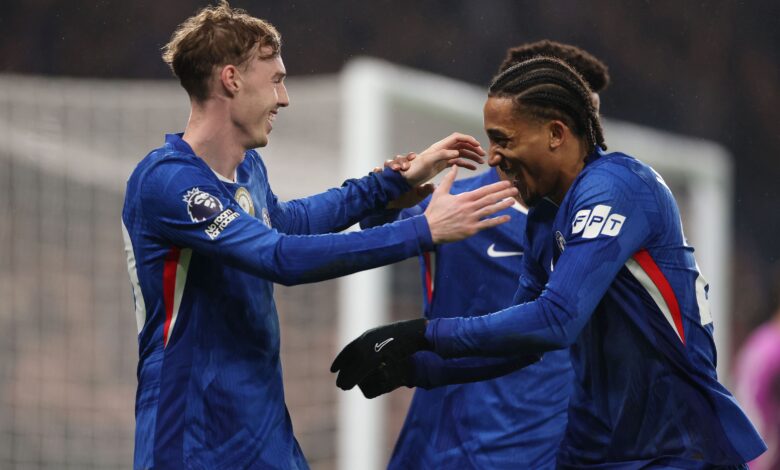 تشيلسي يتعادل مع ليدز: بالمر يتألق وسط كارثة دفاعية