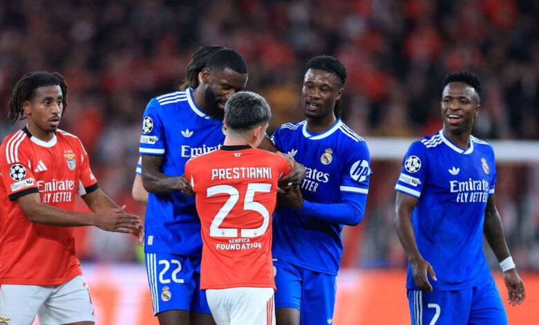 بنفيكا يدافع عن بريستياني ضد اتهامات العنصرية من فينيسيوس جونيور