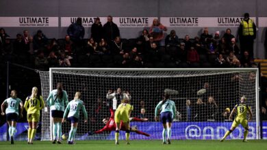 فضيحة تجسس في سويسرا: مدافعة رياضية تكشف كاميرات خلف الأبواب